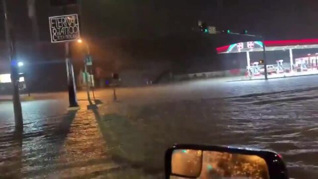 Drivers Face Flash Flooding in Fremont, Nebraska | Herald Sun