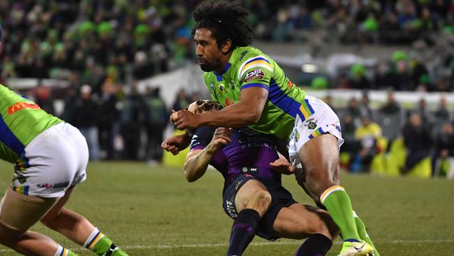 Slater was knocked out cold by the shot from Soliola.