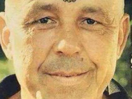 Mad fan changes name to Mr Man Utd