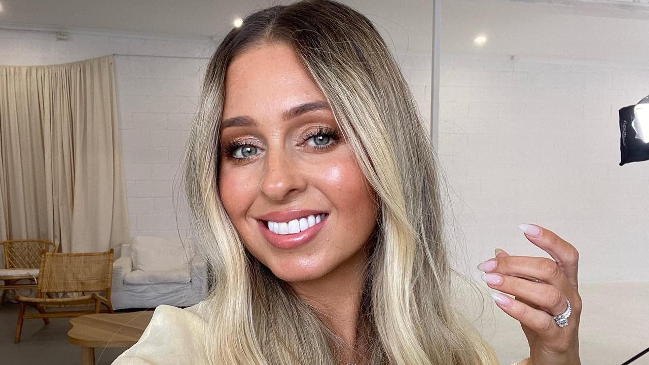 Popular Aussie influencer diagnosed with inoperable tumour