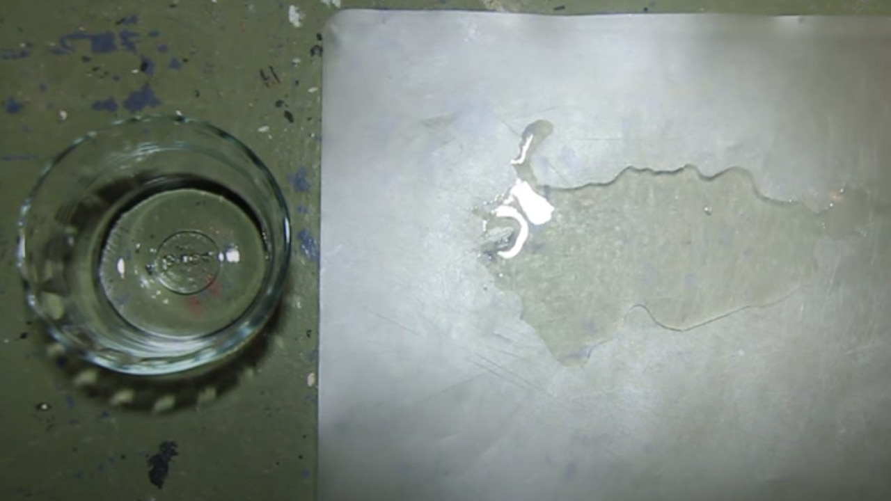 This is what he was referring to with his water Vs cooking sheet example. Picture: YouTube/HouseholdHacker