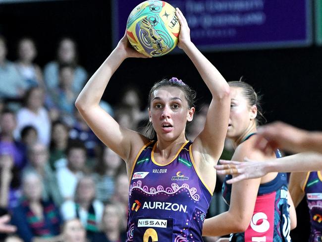 BRISBANE, AUSTRALIA - JUNE 04: Leesa Mi Mi of the Firebirds looks to pass during the round 12 Super Netball match between Queensland Firebirds and Melbourne Vixens at Nissan Arena, on June 04, 2023, in Brisbane, Australia. (Photo by Bradley Kanaris/Getty Images)