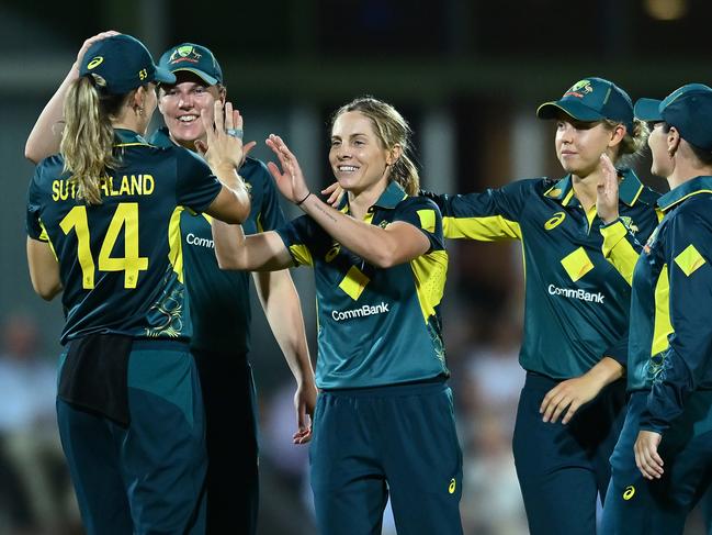 Sophie Molineux celebrates an early wicket. Picture: Albert Perez/Getty Images