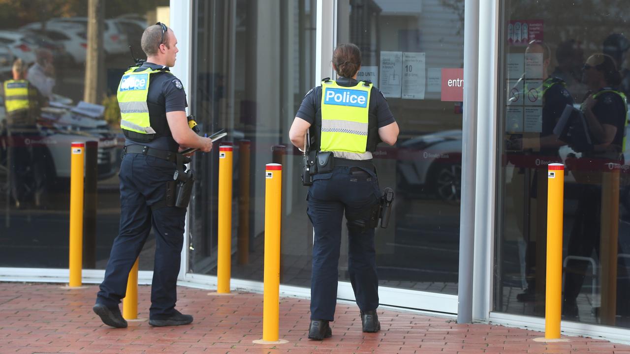 Police at the Geelong West Bendigo Bank branch where an armed robbery occurred in 2021. Picture: Alison Wynd