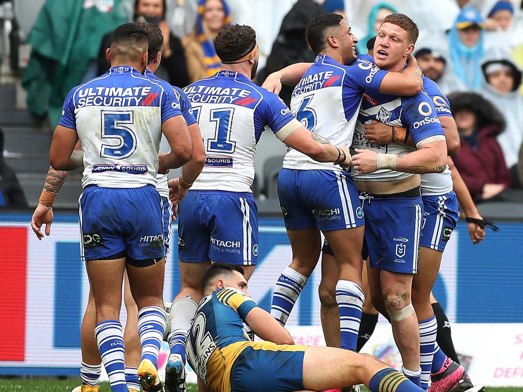 The Bulldogs took an unlikely lead into halftime. (Photo by Mark Metcalfe/Getty Images)