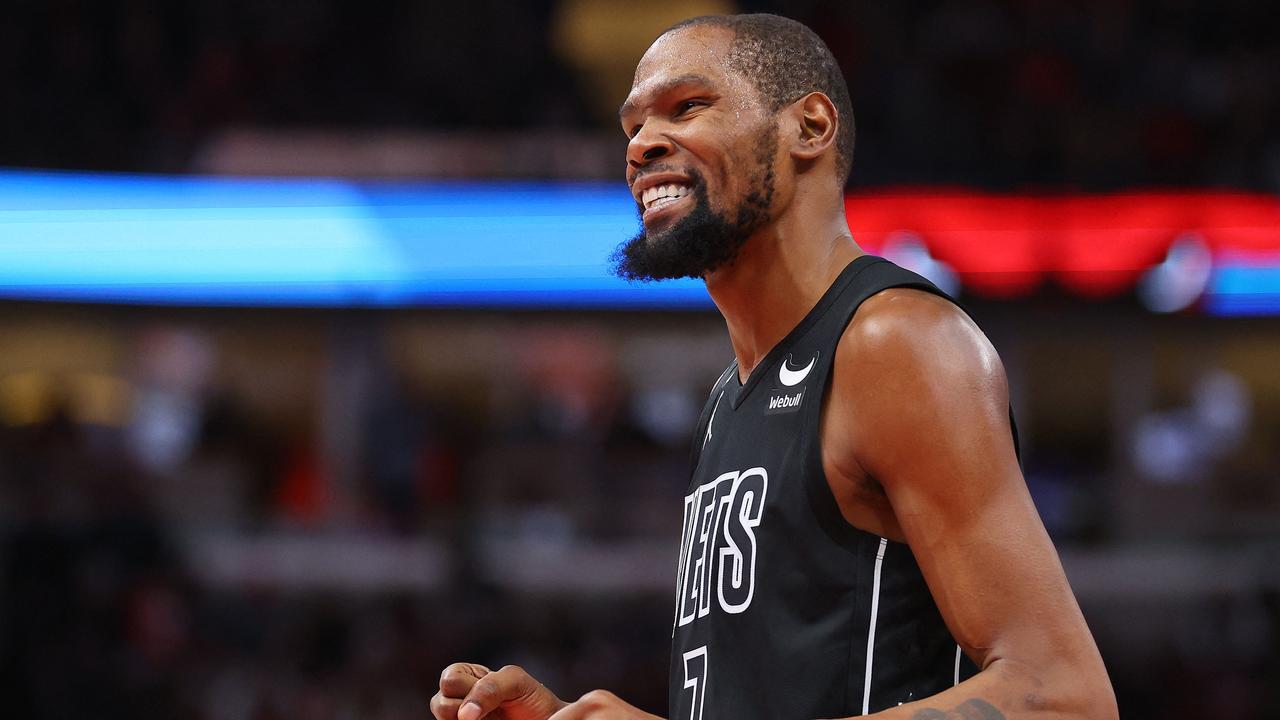 Kevin Durant leaves Brooklyn in blockbuster trade