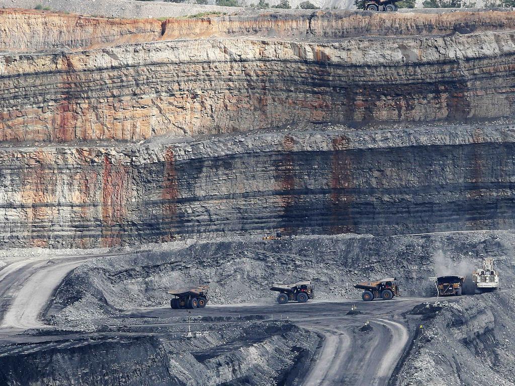 Activist investor Bluebell urges Glencore to separate its thermal coal unit