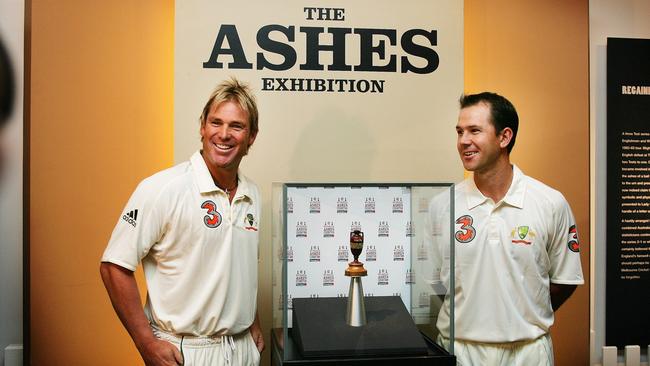 Shane Warne and Ricky Ponting with the original Ashes Urn on its last tour of Australia. Picture: Phil Hillyard 