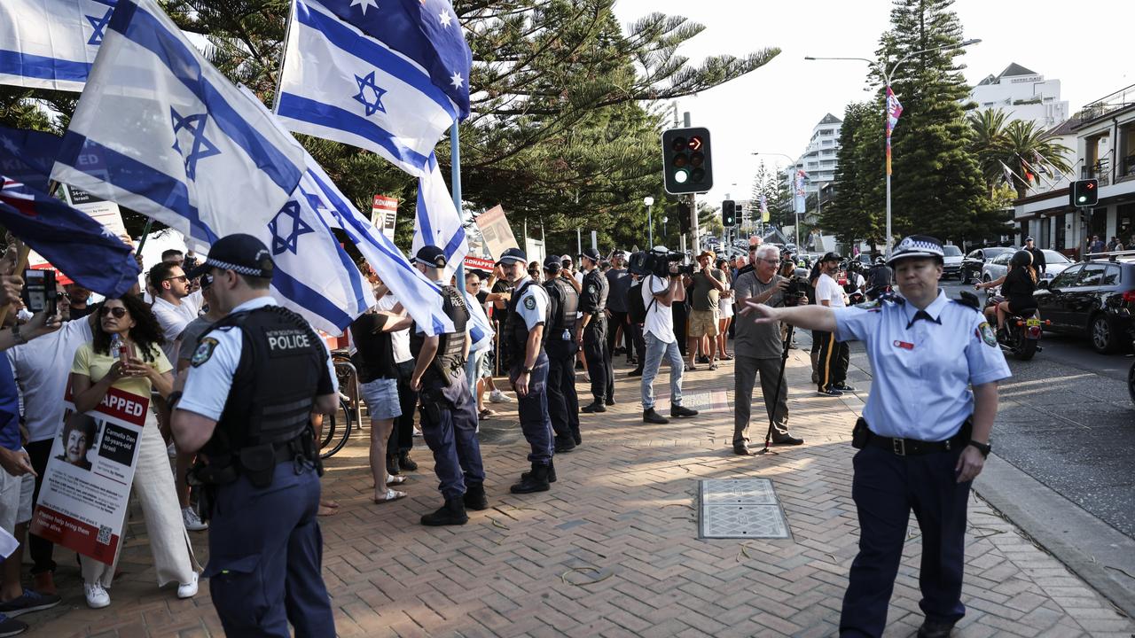 Mr Leeser said the protests create fear in suburbs with big Jewish communities. Picture: NCA NewsWire/ Dylan Robinson