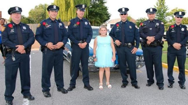 Jewel Warren was taken to her father-daughter dance by her dad’s colleagues. Photo: Memphis Police Department.