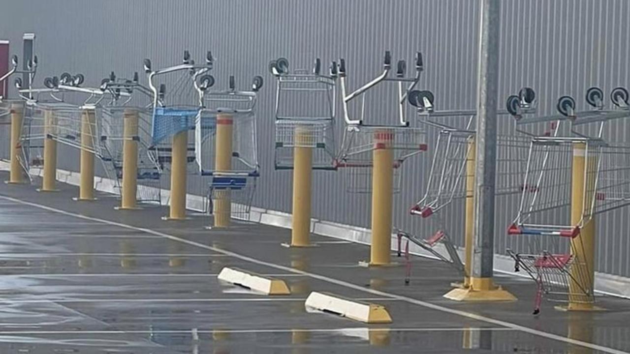 This scene greeted shoppers when they arrived at Cockburn Gateway on Thursday. Picture: Nine News