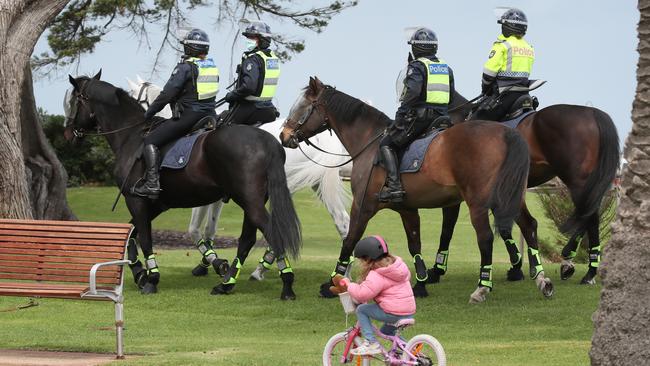 Melburnians have been urged to dob on their neighbours. Picture: David Crosling