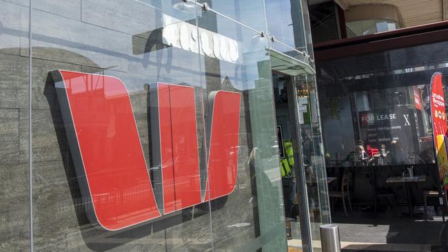 Westpac will move 190 jobs overseas. Picture: NewsWire / Simon Bullard.