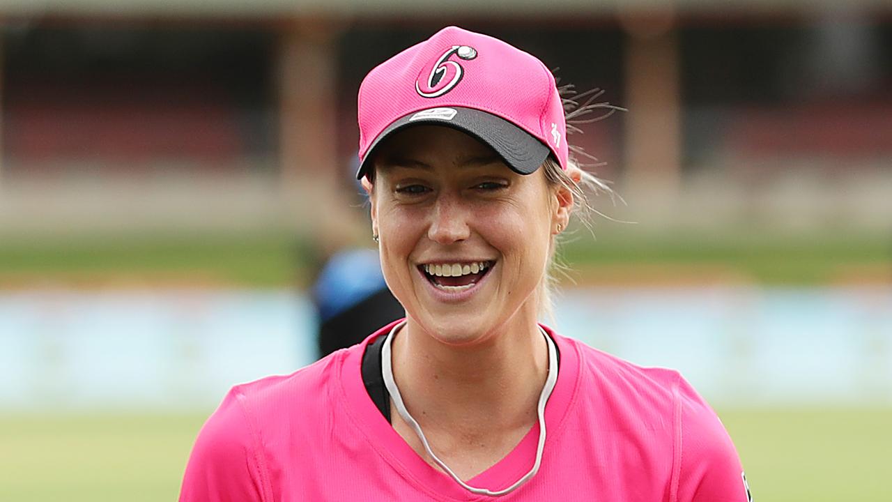 WBBL Round 1: Ellyse Perry returns with bang; players take stand