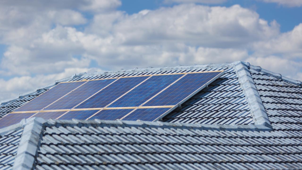 Home batteries for solar panels could soon be a source on cash for households, under a draft proposal from the Australian Energy Market Commission.