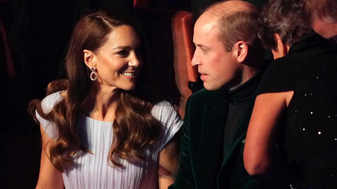 Royal family release William and Kate’s PDA photos at Earthshot Awards ...