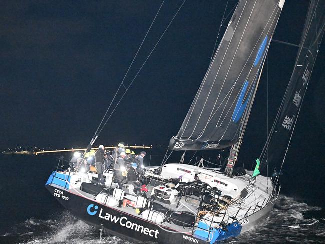 HOBART, AUSTRALIA - DECEMBER 28: Law Connect crosses the line to win the 2024 Sydney to Hobart, on December 28, 2024 in Hobart, Australia. (Photo by Steve Bell/Getty Images)