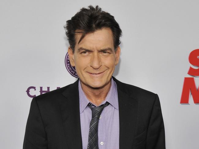 Charlie Sheen Splits From Porn Star Fianc Scottine Ross T