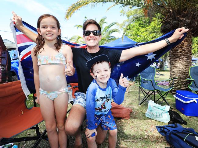 Dad Nick Groot with his children Abigale and George at Tallebudgera Creek. Photo: Scott Powick