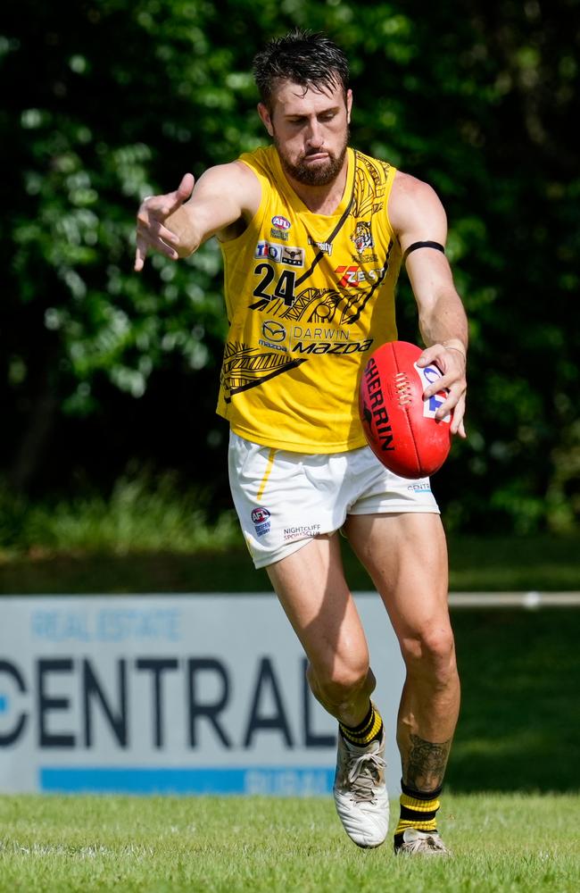 Liam McCarthy playing for the Nightcliff Tigers in the 2024-25 NTFL season. Picture: Tymunna Clements / AFLNT Media