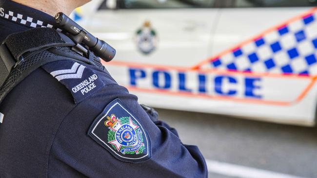 20 officers will be deployed to the Gold Coast (AAP Image/Richard Walker)