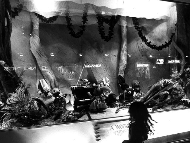 A little girl at the Christmas windows at Myer in 1980.