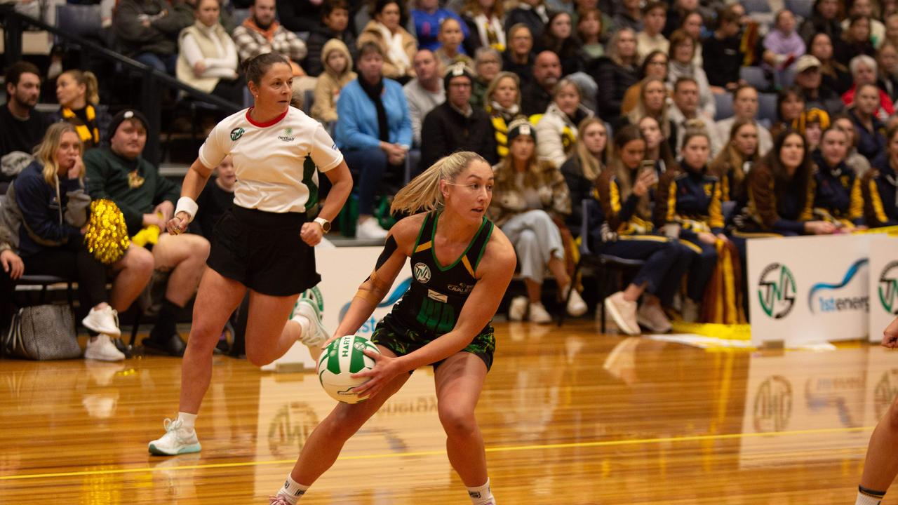 Cavaliers wing attack Shelby Miller with the ball in the grand final match against the Northern Hawks at Launceston's Silverdome. Picture: PATRICK GEE/SUPPLIED