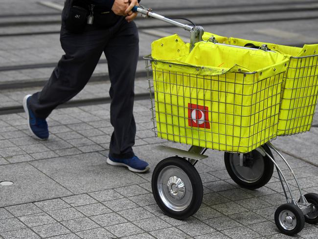 With less than five weeks to go until Christmas, consumers are being urged to get organised sooner rather than later. Picture: NCA NewsWire/Joel Carrett