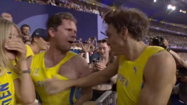 Duplantis and his teammate were excited. Photo: Stan Sport