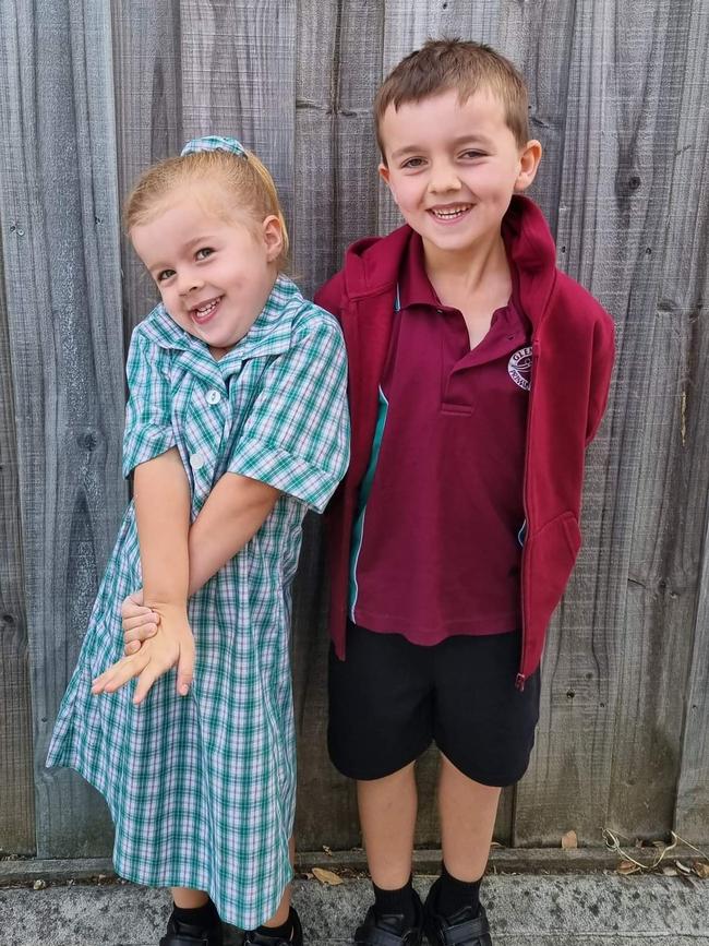 Damien Flakemore with his sister Ellie.