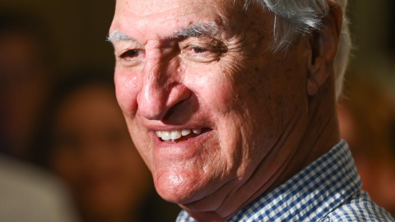 Katter coy on plans as chances of a hung parliament fade away