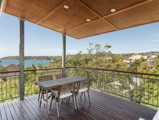 15 Edwards Bay Rd, Mosman. NSW Real Estate.