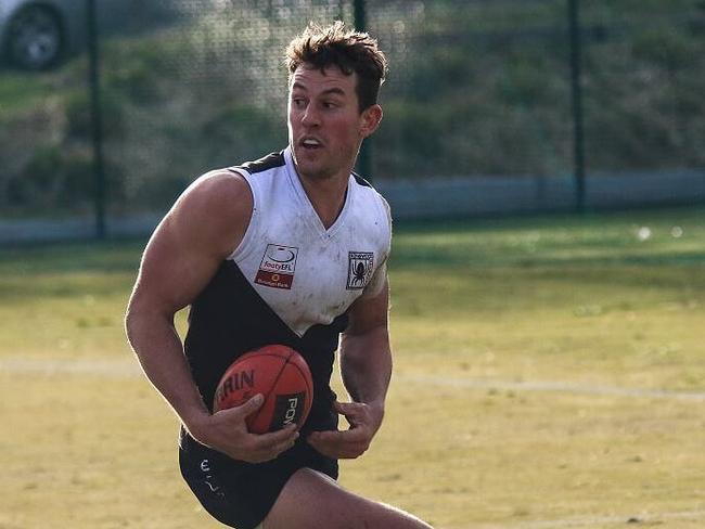 Mitch Farmer on the go for Ringwood. Picture: Davis Harrigan