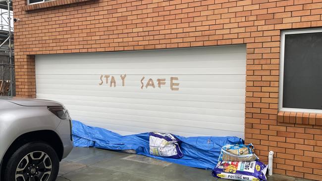 Locals sandbagged their homes and businesses at Paradise Point as Cyclone Alfred approached. Photo: Kathleen Skene