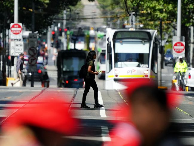 MELBOURNE AUSTRALIA - NewsWire Photos MARCH 8, 2024: Generic photos of people propmenading in Melbourne.Picture: NCA NewsWire / Luis Enrique Ascui