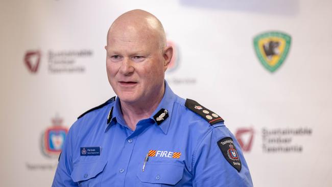 Acting Regional Chief from Tasmania Fire Service Phil Smith talking to media on Friday 1st March. Picture: Linda Higginson