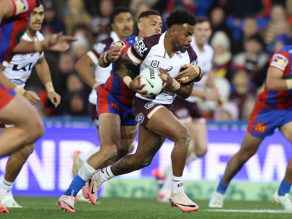 NEWCASTLE, AUSTRALIA - JULY 20: Ezra Mam of the Broncos runs with the ball during the round 20 NRL match between Newcastle Knights and Brisbane Broncos at McDonald Jones Stadium, on July 20, 2024, in Newcastle, Australia. (Photo by Scott Gardiner/Getty Images)