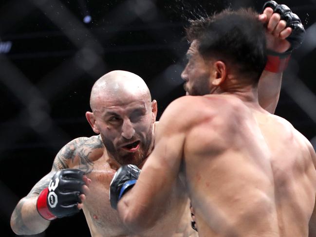 Volkanovski scored a dominant win over Yair Rodriguez at UFC 290. Picture: Getty Images