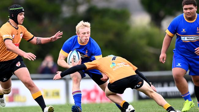 Action in the City vs Country under 15s match for the Seve Tuynman Cup.