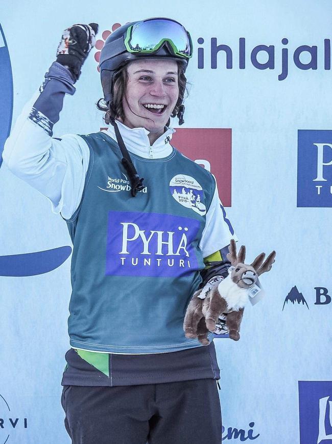 Ben Tudhope competing on the 2019 Para Snowboard World Cup Tour.