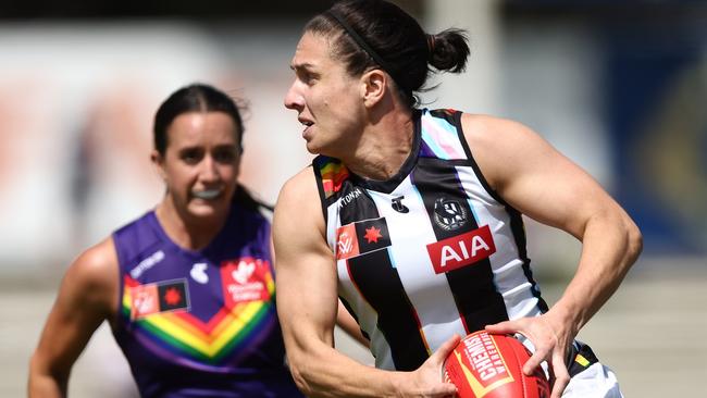 Ashleigh Brazill looks to send the Magpies deep into attack against Fremantle. Picture: Paul Kane/Getty Images