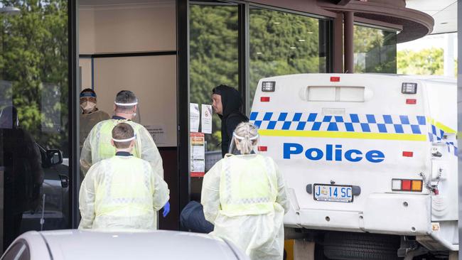 Tim Gunn is transferred to the Fountainside accommodation in Hobart. Picture Eddie Safarik