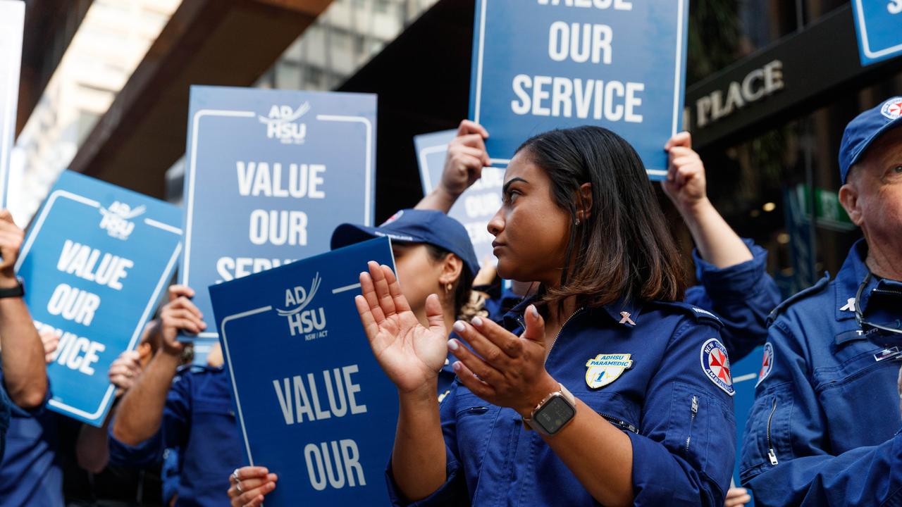 NSW: Paramedics Threaten To Strike Over Pay Rise | News.com.au ...