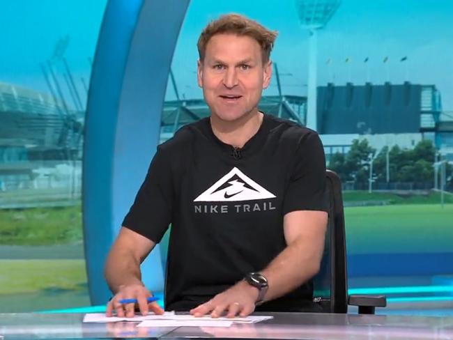 Kane Cornes was forced to go with a casual look on screen after being let down by Qantas.