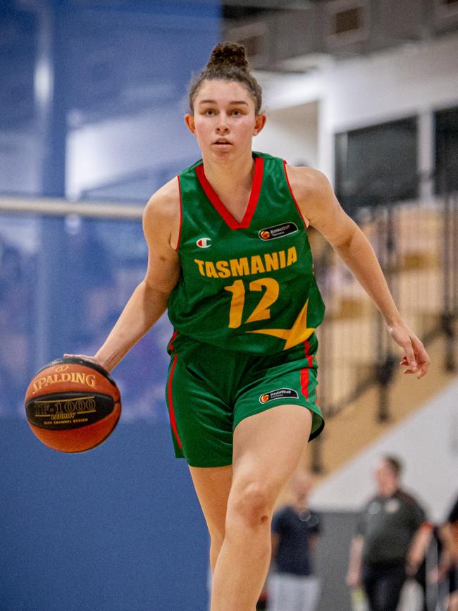 Tasmania's Millie Baker at the Under-18 Nationals. Picture: Taylor Earnshaw Photography