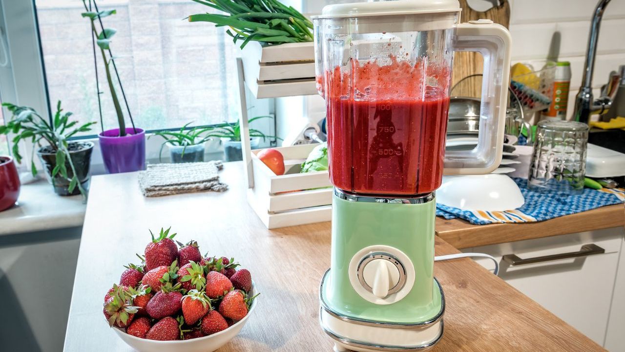 Our Food Expert Kim Coverdale gives her top tips on what to consider when looking for a new blender. Picture: Vovashevchuk/iStock.com.