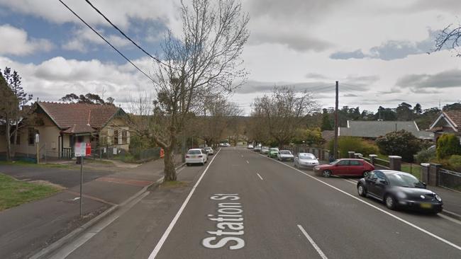 Police found the body of a woman in a home on Station St, Katoomba, on Tuesday morning. Picture: Google