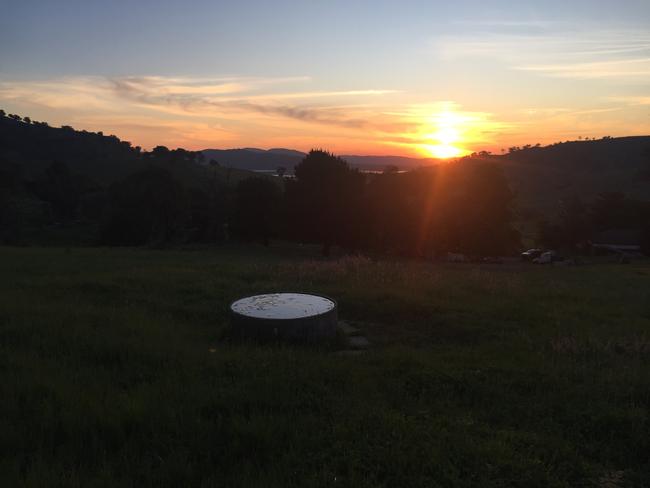 Summer sunsets at Bethanga. Picture: Chris Lyons, Bethanga.