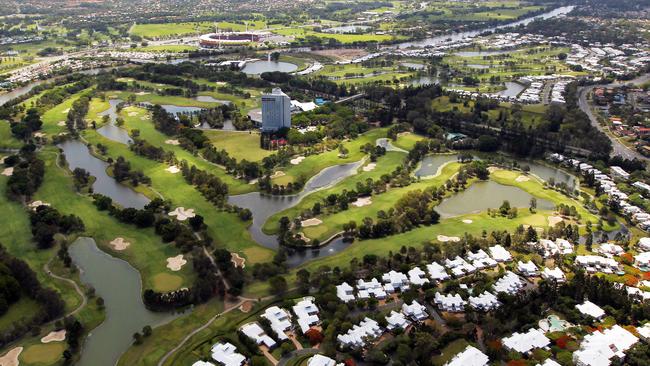 Royal Pines is one of the major landmarks of Benowa