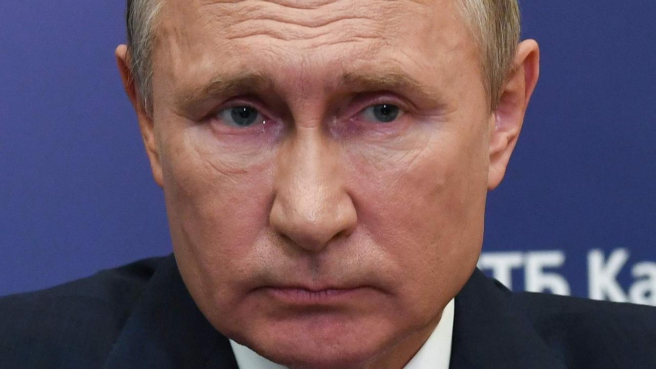 Vladimir Putin to step down due to rumoured Parkinson’s disease ...